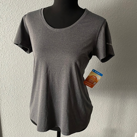 Columbia Diamond Peak Short Sleeve Top - Picture 1 of 16